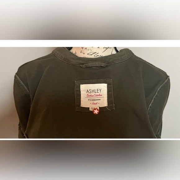 🖤 Ashley Sunrise collection, utility jacket from Francescas - Picture 2 of 2